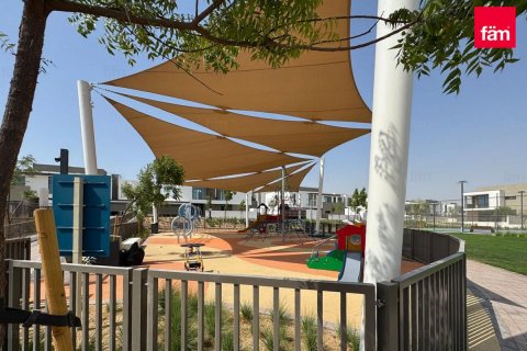 Vila v Al Furjan, Dubai, SAE 4 ložnice, 343.8 m² Č.: 621400 - fotografie 18