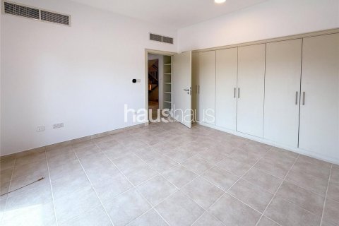 Shtëpi në qytet në Dubai Sports City, Emiratet e Bashkuara Arabe 4 dhoma gjumi, 247 m2. № 626461 - Foto 9