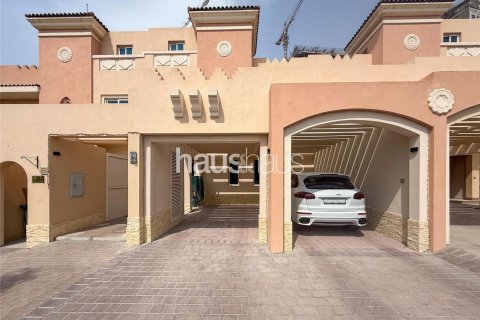 Shtëpi në qytet në Dubai Sports City, Emiratet e Bashkuara Arabe 4 dhoma gjumi, 247 m2. № 626461 - Foto 18