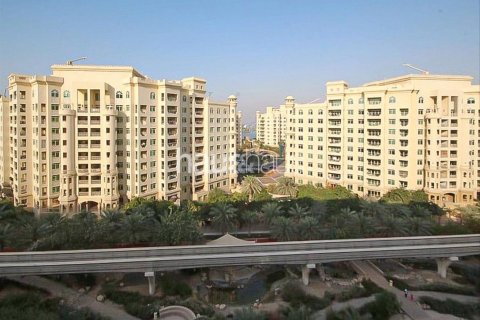 Apartament de închiriat în Palm Jumeirah, Dubai, EAU 2 dormitoare, 166 mp.  №626460 - poză 1