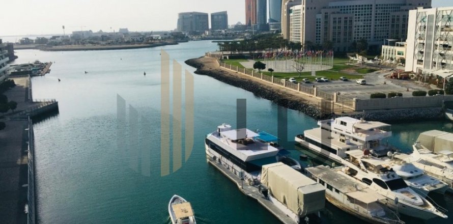 Byt v Al Bateen, Abu Dhabi, SAE 4 ložnice, 353 m² Č.: 573114