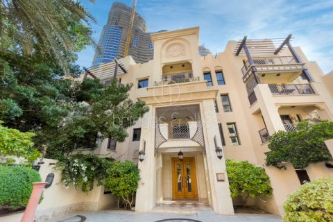 Apartment in Old Town, Dubai, UAE 1 bedroom, 93.6 sq.m. № 628907 - photo 16