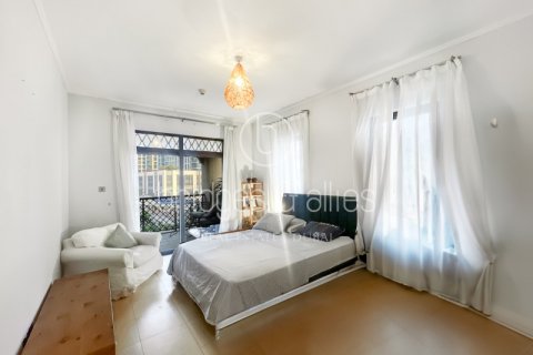 Apartment in Old Town, Dubai, UAE 1 bedroom, 93.6 sq.m. № 628907 - photo 8