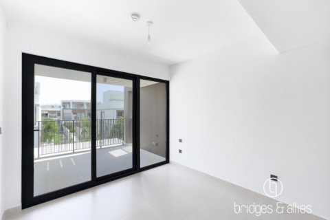 Vilă de închiriat în Dubai, EAU 4 dormitoare, 316.9 mp.  №628911 - poză 12