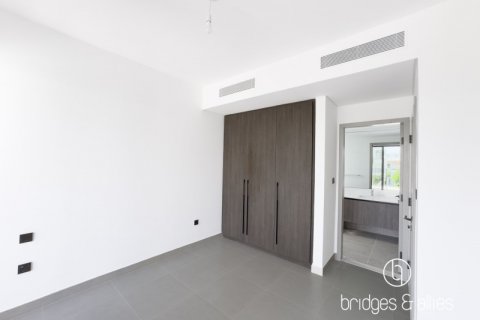 Vilă de închiriat în Dubai, EAU 4 dormitoare, 316.9 mp.  №628911 - poză 18