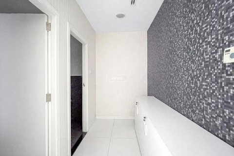 Office in Business Bay, Dubai, UAE 77.6 sq.m. № 628906 - photo 8