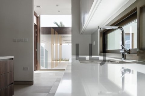 Vila v Abu Dhabi, SAE 5 ložnice, 619 m² Č.: 584777 - fotografie 6