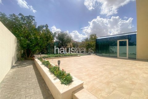 Vilë në Jumeirah Park, Dubai, Emiratet e Bashkuara Arabe 3 dhoma gjumi, 325 m2. № 626436 - Foto 3