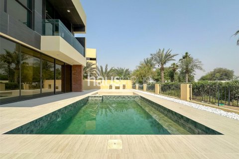 Vila di DAMAC Hills (Akoya by DAMAC), Dubai, UAE 5 bilik tidur, 488 meter persegi № 626435 - foto 1