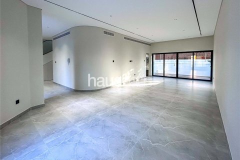 Villa zur Miete in Umm Suqeim, Dubai, VAE 4 Schlafzimmer, 372 m2 Nr. 626575 - Foto 3