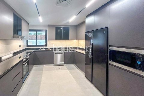 Villa zur Miete in Umm Suqeim, Dubai, VAE 4 Schlafzimmer, 372 m2 Nr. 626575 - Foto 7