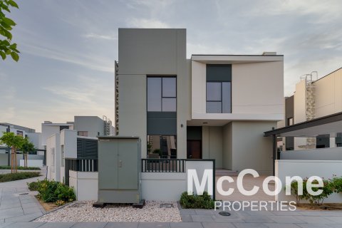Vila di Al Furjan, Dubai, UEA 4 kamar tidur, 721.58 m2 nomor 586974 - foto 25
