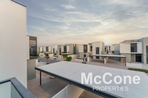 Vila di Al Furjan, Dubai, UEA 4 kamar tidur, 721.58 m2 nomor 586974 - foto 21