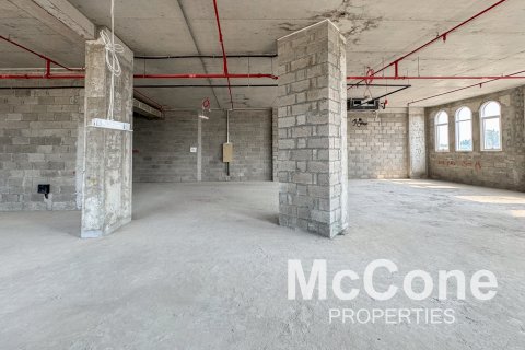 Shop in Al Rashidiya, Dubai, UAE 350.06 sq.m. № 586955 - photo 6