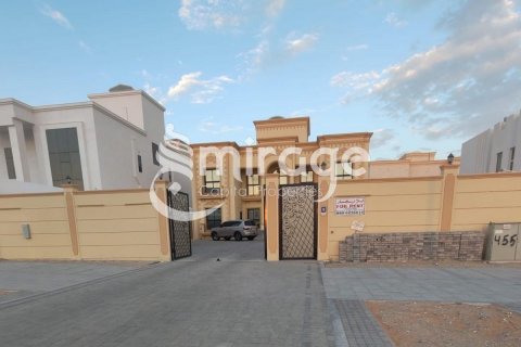 Vila v Abu Dhabi, SAE 6 ložnice, 650.3 m² Č.: 550212 - fotografie 2