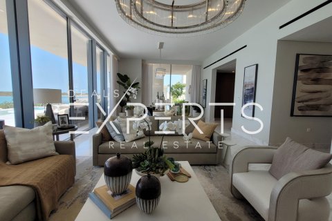 Vila v Abu Dhabi, SAE 4 ložnice, 311.8 m² Č.: 595132 - fotografie 13