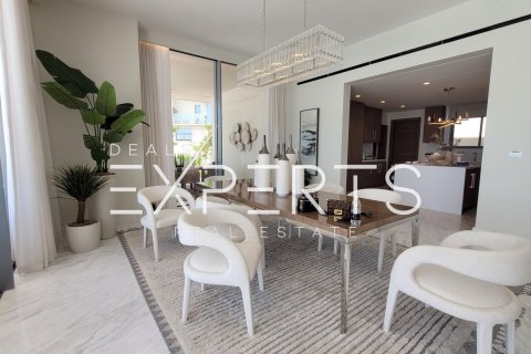 Vila v Abu Dhabi, SAE 4 ložnice, 311.8 m² Č.: 595132 - fotografie 15
