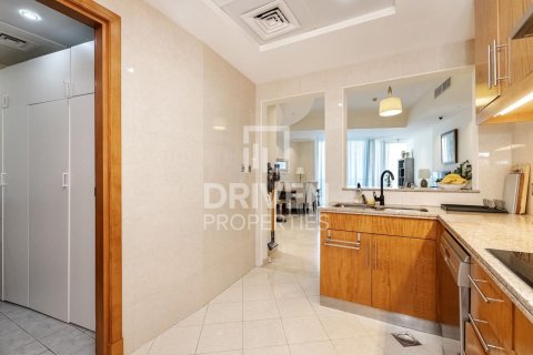 Apartment in Dubai Marina, UAE 3 bedrooms, 164 sq.m. № 602835 - photo 15