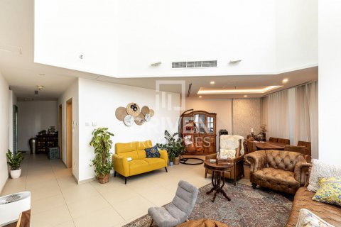 Apartment in Dubai Silicon Oasis, UAE 3 bedrooms, 262 sq.m. № 601624 - photo 12