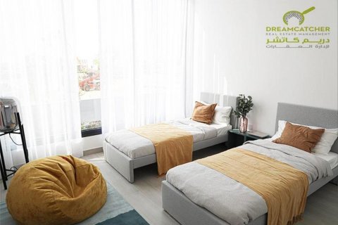 Řadový dům v Tilal City, Sharjah, SAE 4 ložnice, 238.3 m² Č.: 588414 - fotografie 3