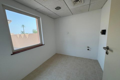 Shtëpi në qytet në Dubai Sports City, Emiratet e Bashkuara Arabe 4 dhoma gjumi, 247 m2. № 628571 - Foto 8