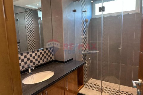 Vila v Jumeirah Park, Dubai, SAE 4 ložnice, 52.2 m² Č.: 588978 - fotografie 11