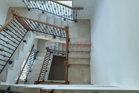 Vila v Jumeirah Park, Dubai, SAE 4 ložnice, 52.2 m² Č.: 588978 - fotografie 4