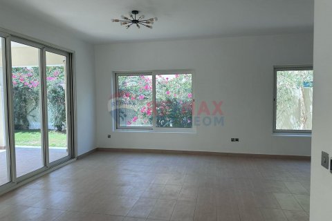 Vila v Jumeirah Park, Dubai, SAE 4 ložnice, 52.2 m² Č.: 588978 - fotografie 20