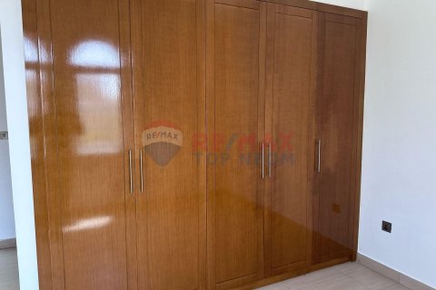 Vila v Jumeirah Park, Dubai, SAE 4 ložnice, 52.2 m² Č.: 588978 - fotografie 9