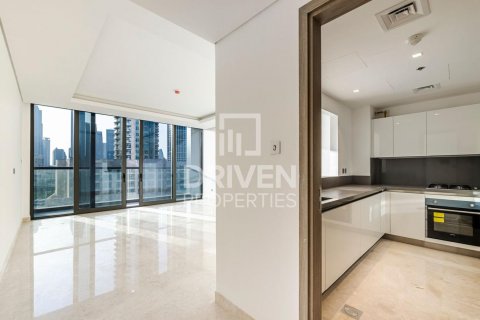 Apartment in Business Bay, Dubai, UAE 2 bedrooms, 154 sq.m. № 602663 - photo 12