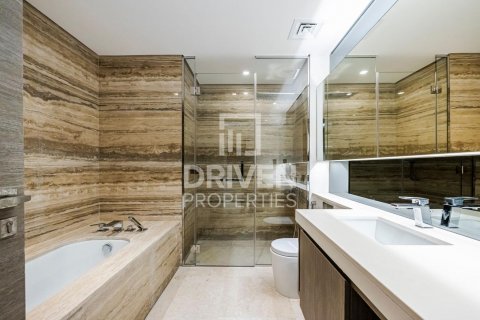 Apartment in Business Bay, Dubai, UAE 2 bedrooms, 154 sq.m. № 602663 - photo 11