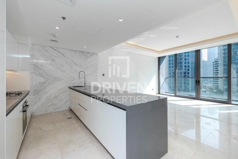 Apartment in Business Bay, Dubai, UAE 1 bedroom, 101 sq.m. № 602664 - photo 13