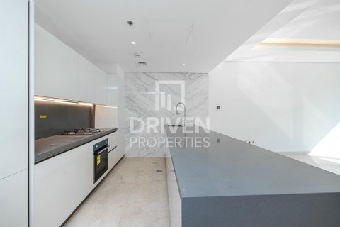 Apartment in Business Bay, Dubai, UAE 1 bedroom, 101 sq.m. № 602664 - photo 8