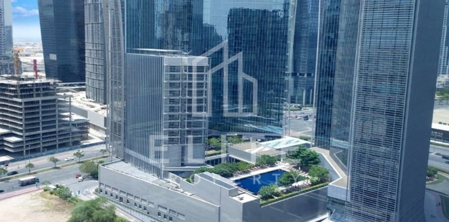 Building in Business Bay, Dubai, UAE 1180 sq.m. № 628962