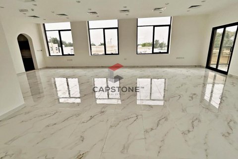 Edificio in affitto a Al Mutarad, Al Ain, EAU 604 mq. № 600958 - foto 3