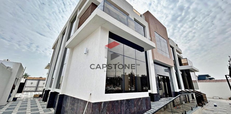 Edificio a Al Mutarad, Al Ain, EAU 604 mq. № 600958