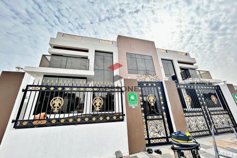 Edificio in affitto a Al Mutarad, Al Ain, EAU 604 mq. № 600958 - foto 2