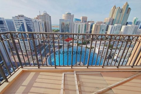 Apartment in Hamdan Street, Abu Dhabi, UAE 3 bedrooms, 145 sq.m. № 604582 - photo 2