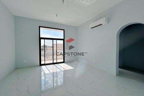 Vila v Al Hili, Al Ain, SAE 5 ložnice, 483 m² Č.: 604558 - fotografie 8