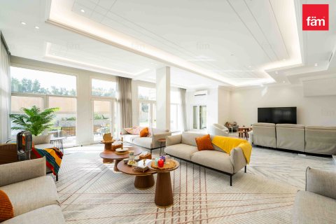 Vila v Dubai, SAE 5 ložnice, 1084.4 m² Č.: 622870 - fotografie 1