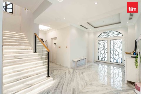 Vila v Dubai, SAE 5 ložnice, 1084.4 m² Č.: 622870 - fotografie 9