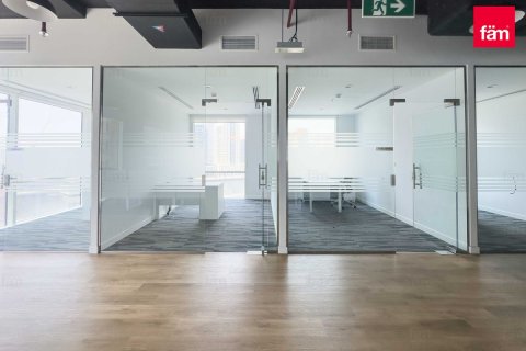 Office in Business Bay, Dubai, UAE 175.8 sq.m. № 622873 - photo 7