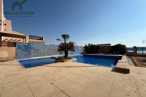 Vila v Al Hamra Village, Ras Al Khaimah, SAE 5 ložnice, 1207.7 m² Č.: 588805 - fotografie 3