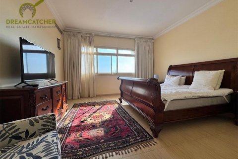Vila v Al Hamra Village, Ras Al Khaimah, SAE 5 ložnice, 1207.7 m² Č.: 588805 - fotografie 13