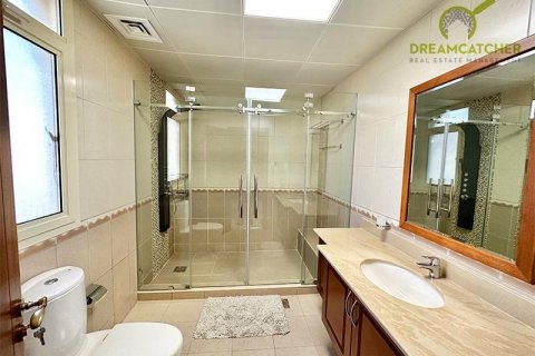 Vila v Al Hamra Village, Ras Al Khaimah, SAE 5 ložnice, 929 m² Č.: 588808 - fotografie 19