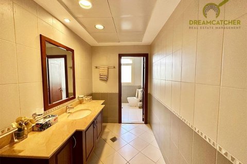 Vila v Al Hamra Village, Ras Al Khaimah, SAE 5 ložnice, 929 m² Č.: 588808 - fotografie 22