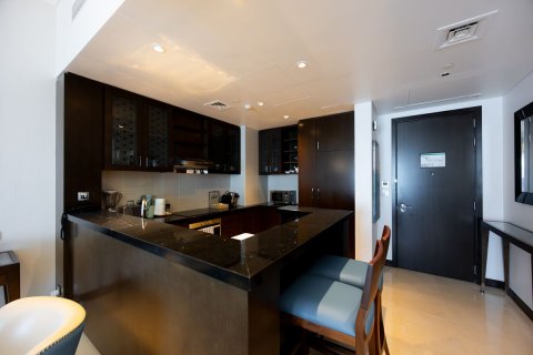Apartament në The Marina, Abu Dhabi, Emiratet e Bashkuara Arabe 1 dhomë gjumi, 93 m2. № 594151 - Foto 6
