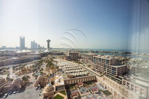 Appartamento in vendita a The Marina, Abu Dhabi, EAU 1 camera da letto, 100 mq. № 615672 - foto 1