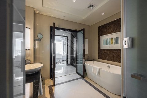 Appartamento in vendita a The Marina, Abu Dhabi, EAU 1 camera da letto, 100 mq. № 615671 - foto 15