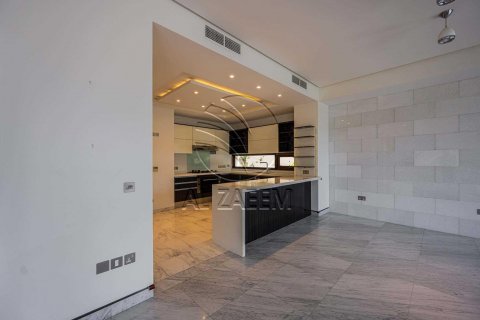 Villa on the Saadiyat Island, Abu Dhabi, UAE 5 bedrooms, 647 sq.m. № 615668 - photo 6